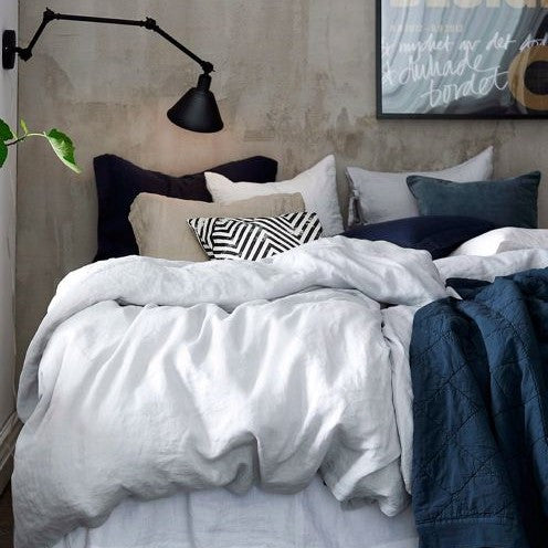 BEDROOM |  Lose the Matchy Matchy Look