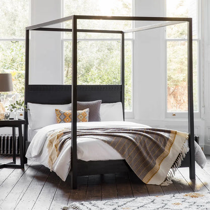 Boutique 4 Poster Bed | Black