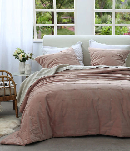 Velvet Quilt | Dusky Rose