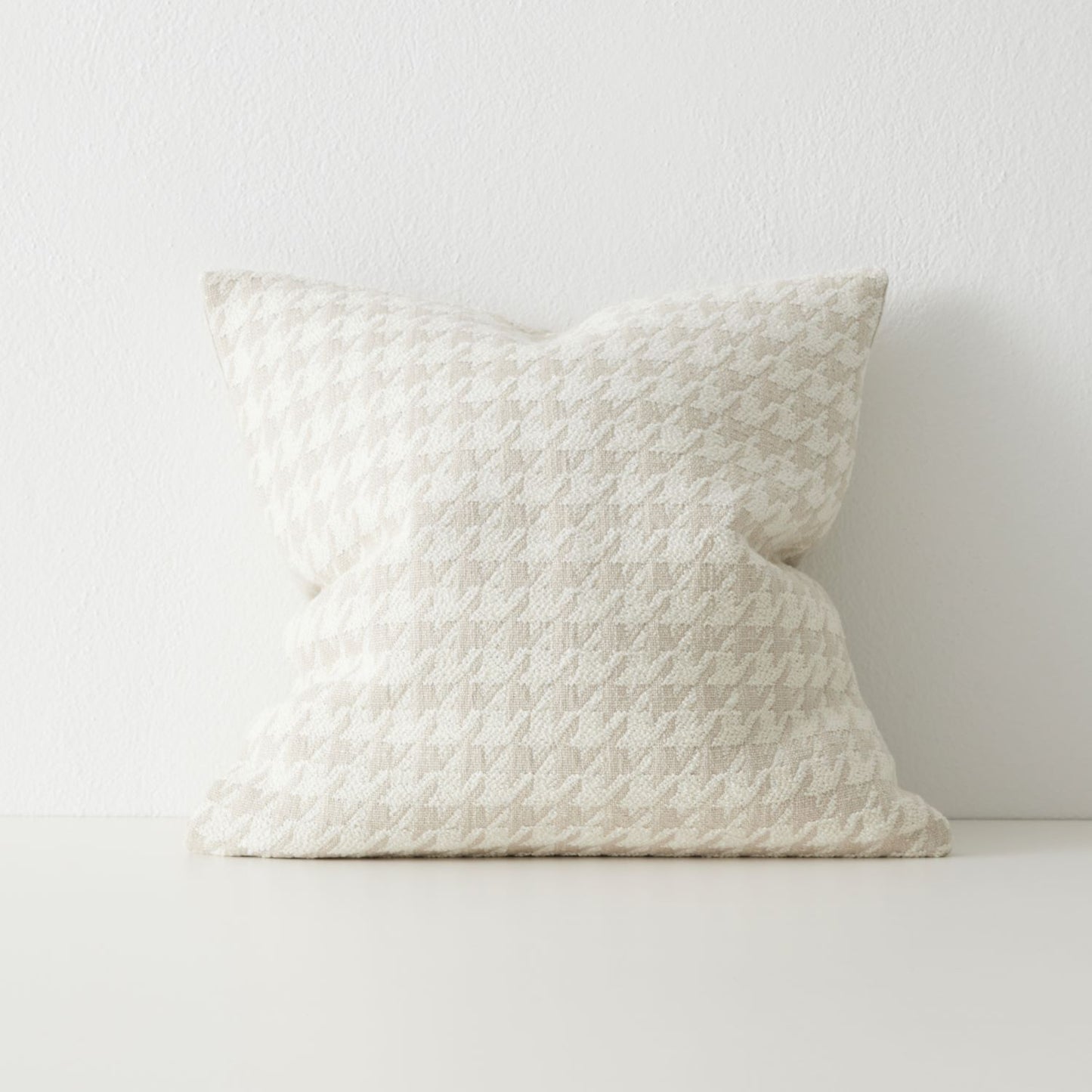 Houndstooth Cushion | Beige