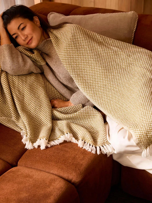 Wasabi Herringbone Cashmere Throw