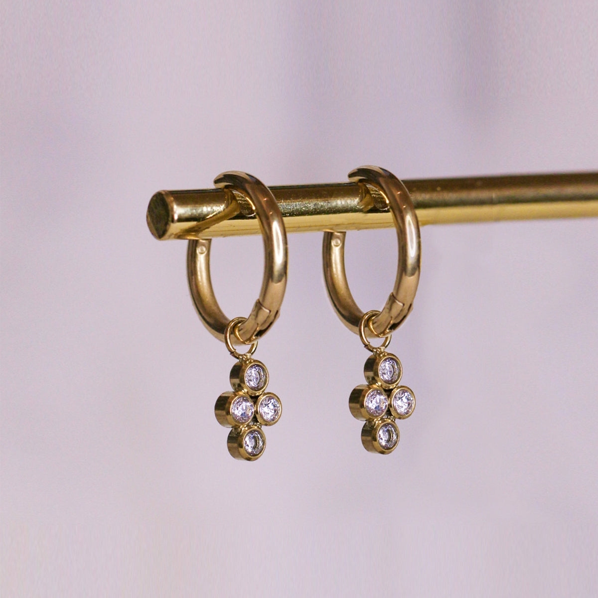 Earrings Bendis White Zirconium Oxide