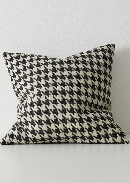 Houndstooth Cushion | Black