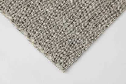 Matterhorn Rug | Basalt