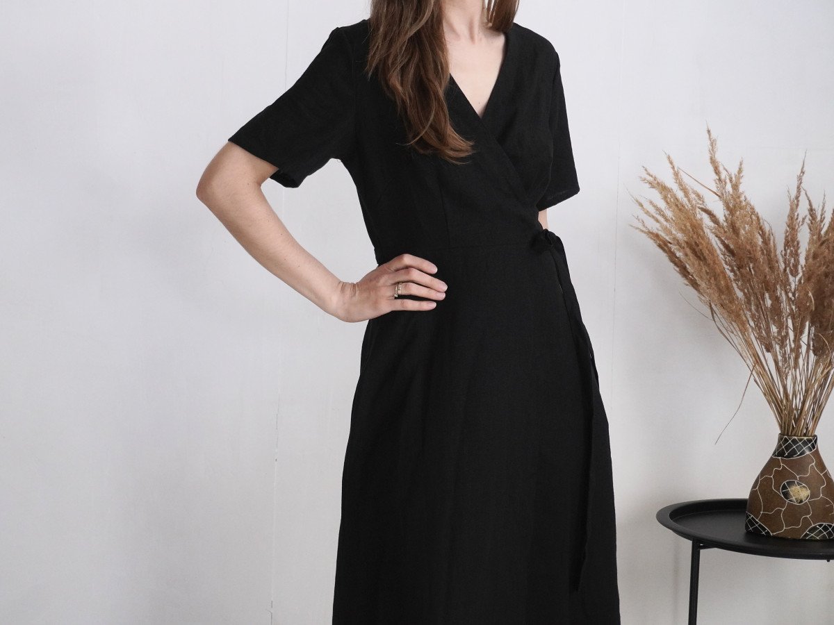 Long linen Wrap Dress | Black