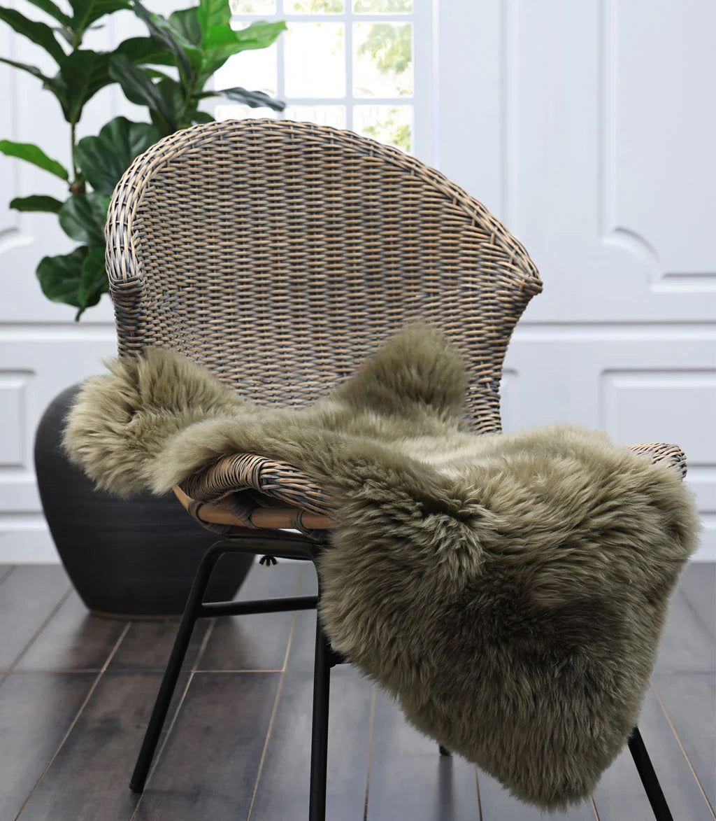 Sheepskin Rug Olive / Thyme –  100% New Zealand wool